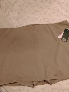 Wild Fable 2X Taupe Mini Skort NWT Butter Bliss Super Soft Fabric Comfort Flirty